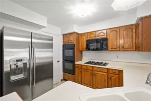 104 Timber Ln Ct, Aleppo, PA 15143 - Photo 9