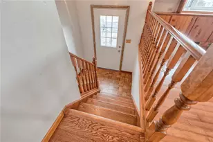 532 Waterbury Dr, Hempfield Township, PA 15601 - Photo 3