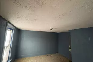 325 15th St, Donora, PA 15033 - Photo 7