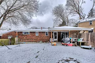 804 Norvell Dr, Pittsburgh, PA 15235 - Photo 19