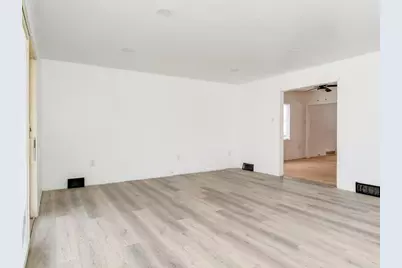 1620 McMinn St, Aliquippa, PA 15001 - Photo 5