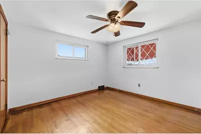 1368 Cathell Rd, Pittsburgh, PA 15236 - Photo 13