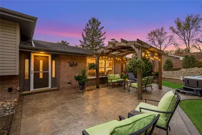 2421 Edgewood Dr, Pittsburgh, PA 15241 - Photo 5