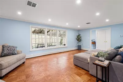 2421 Edgewood Dr, Pittsburgh, PA 15241 - Photo 15