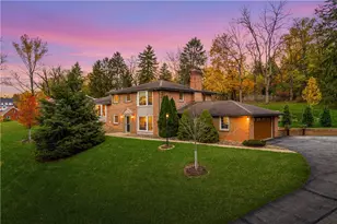 2421 Edgewood Dr, Pittsburgh, PA 15241 - Photo 1