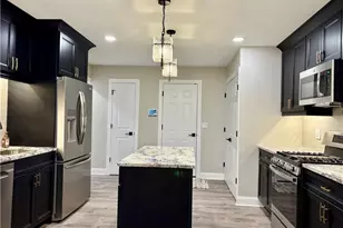 1149 Old Farm Rd, Cecil, PA 15055 - Photo 3