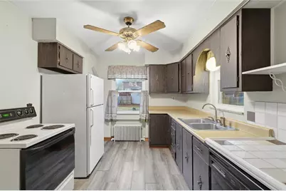1490 Green Ave, Pittsburgh, PA 15116 - Photo 13
