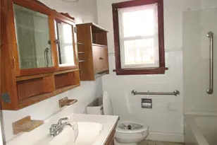 1684 E Maiden St, South Strabane, PA 15301 - Photo 7