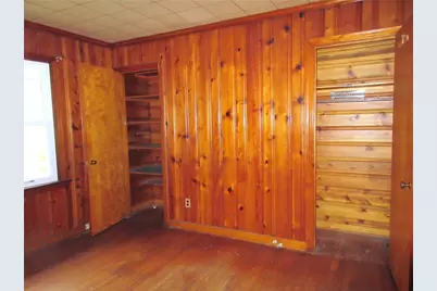 1684 E Maiden St, South Strabane, PA 15301 - Photo 5