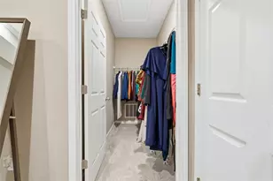 430 Dana Dr, Pittsburgh, PA 15068 - Photo 27