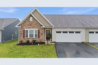 430 Dana Drive, Pittsburgh, PA 15068 - Photo 1