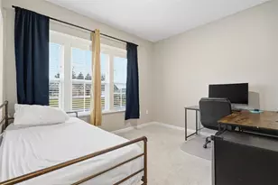 430 Dana Dr, Pittsburgh, PA 15068 - Photo 9