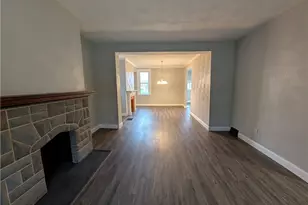 126 E Meyers St, Pittsburgh, PA 15210 - Photo 5