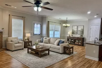 230 Shenango Fairway Dr, Shenango Township, PA 16101 - Photo 3