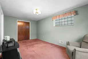 198 Lynn Dr, Pittsburgh, PA 15236 - Photo 37