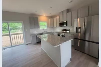 1237 Bedford Road #2083B, North Huntingdon, PA 15642 - Photo 9