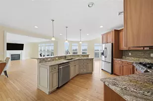 110 Timber Ridge Dr, Lancaster Township, PA 16037 - Photo 7