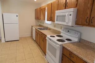 316 S Washington St, Evans City, PA 16033 - Photo 5