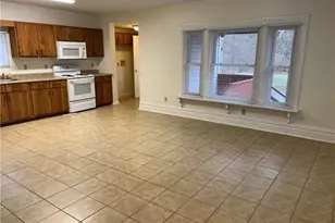 316 S Washington St, Evans City, PA 16033 - Photo 3