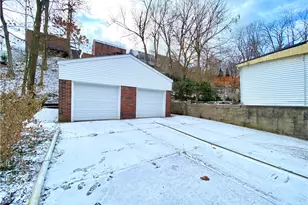 2130 Pauline Ave, Beechview, PA 15216 - Photo 5
