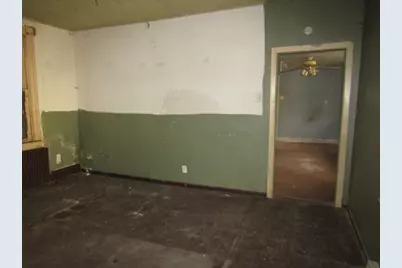 1716 4th Ave, Beaver Falls, PA 15010 - Photo 9