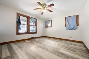 825 Pine St, Ambridge, PA 15003 - Photo 7