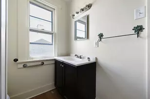 825 Pine St, Ambridge, PA 15003 - Photo 17