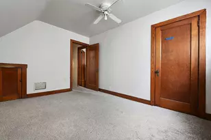 825 Pine St, Ambridge, PA 15003 - Photo 15