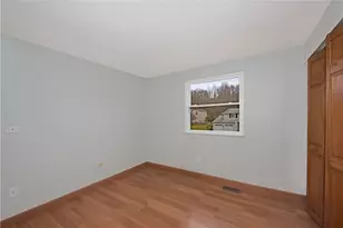 8476 Coventry Dr, Pittsburgh, PA 15101 - Photo 19