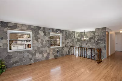 8476 Coventry Drive, Pittsburgh, PA 15101 - Photo 5