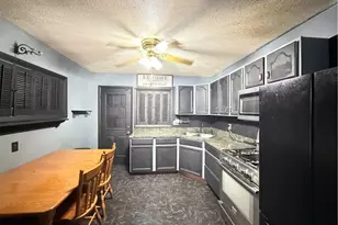 212 Kingston Dr, Wilkins Township, PA 15235 - Photo 7