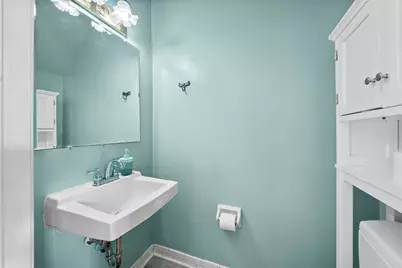 635 Robinwood Drive #3B3, Scott Township, PA 15216 - Photo 9