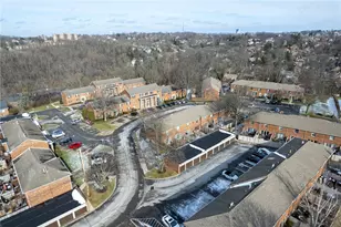 635 Robinwood Dr, Scott Township, PA 15216 - Photo 35