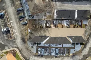 635 Robinwood Dr, Scott Township, PA 15216 - Photo 37