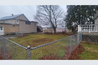 342 E Main St, Somerset Boro, PA 15501 - Photo 3