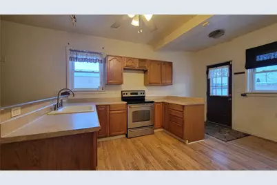 342 E Main St, Somerset Boro, PA 15501 - Photo 11