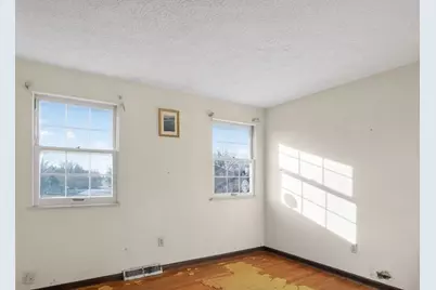 510 Buckingham Dr, Hempfield Township, PA 15601 - Photo 17