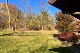 306 Black Walnut Dr, Salem Township, PA 15601 - Photo 7