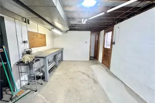 2500 Lynnrose Dr, North Huntingdon, PA 15642 - Photo 43