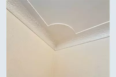 2500 Lynnrose Dr, North Huntingdon, PA 15642 - Photo 25