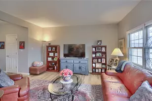 109 Woodcrest Dr, North Fayette, PA 15108 - Photo 5