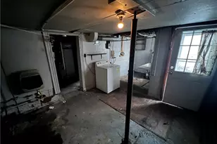 466 Broad St, Washington, PA 15301 - Photo 5