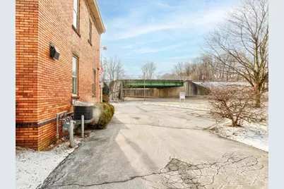 413 Bridge St, Bridgewater, PA 15009 - Photo 9