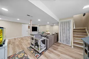 1755 Hallowell St, Pittsburgh, PA 15210 - Photo 15