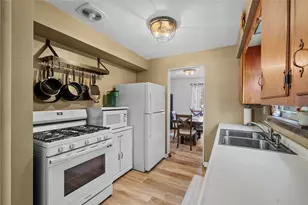 1755 Hallowell St, Pittsburgh, PA 15210 - Photo 19