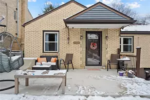 1755 Hallowell St, Pittsburgh, PA 15210 - Photo 1