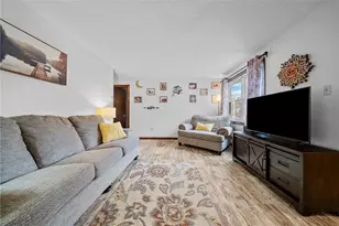 1755 Hallowell St, Pittsburgh, PA 15210 - Photo 7