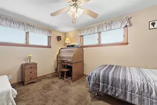 218 Longvue Dr, Ross Twp, PA 15237 - Photo 21