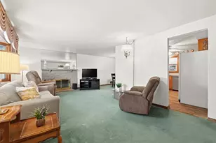 218 Longvue Dr, Ross Twp, PA 15237 - Photo 9