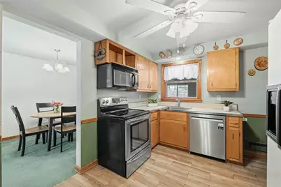 218 Longvue Dr, Ross Twp, PA 15237 - Photo 13